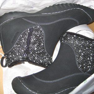 JBU Marcy Boots Black New in Box Size 9.5